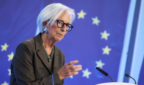 ЕЦБ меняет механизм ликвидности евро, чтобы укрепить позиции валюты