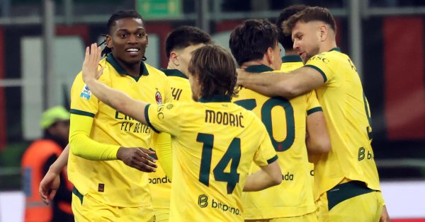 «Милан» сохранил серию без потерь, но лишь 1:1 с Комо