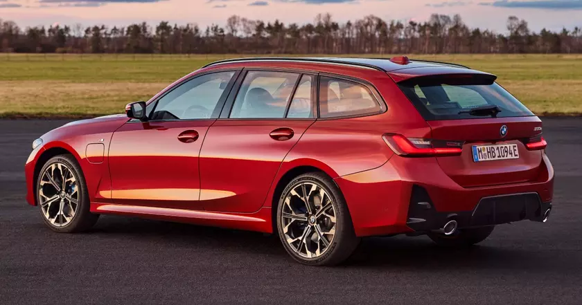 BMW отзывает 575 000 автомобилей по всему миру из-за риска возгорания стартеров