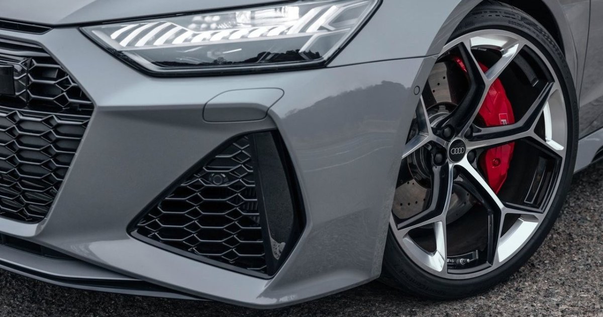 Audi Sport представляет свой первый подключаемый гибрид