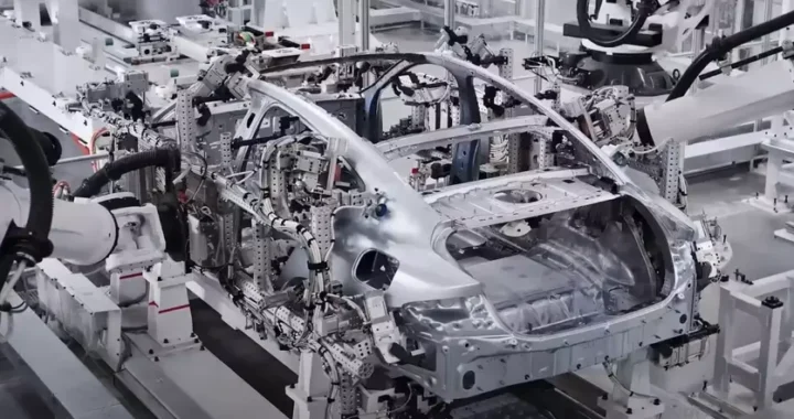 Ford и Xiaomi опровергли слухи о переговорах о запуске электромобилей в США