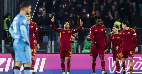 «Тюльпан» привел «Рому» в битву за ВХЛ