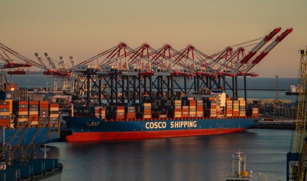 ЕС ожидает, что пошлины США превысят лимит в 4,2 миллиарда евро на товары