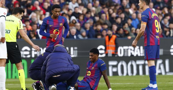 Вязание крючком на Барсе перед боем с «бандой Чоло»!