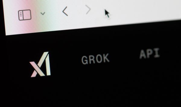 Слияние с SpaceX спасает обремененный долгами стартап Маска в области искусственного интеллекта