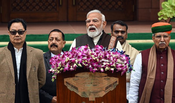 Моди заключил выгодную сделку с США. Но от чего он отказался взамен?