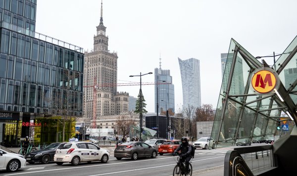 Польская экономика стоимостью 1 триллион долларов раскрывает свою мощь благодаря сделкам слияний и поглощений в Германии