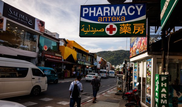 Китай перенаправляет поставки дронов в Россию через Таиланд