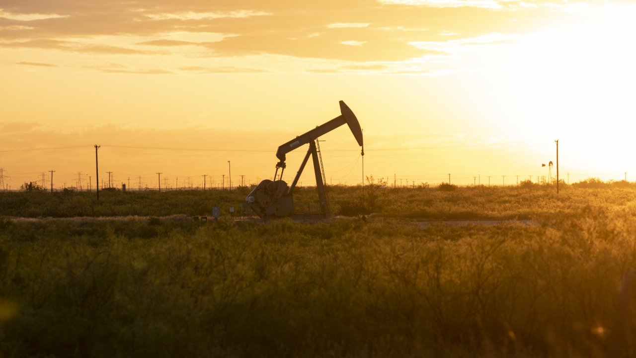 Рынок нефти движется к обвалу спроса