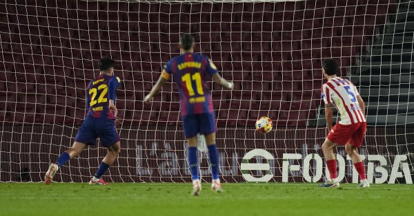«Барса» мечтала об эпическом повороте, но «Атлетико М» повезло и они вышли в финал