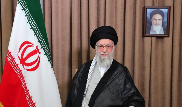 Али Хаменеи погиб в результате ударов по Ирану