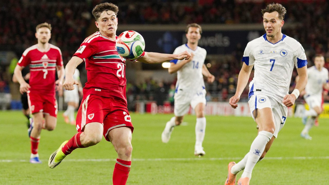 Босния подарила себе матч с Италией после серии пенальти против Уэльса