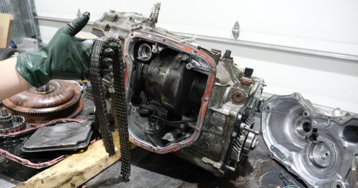 Разборка трансмиссии Subaru выявляет главную слабость вариатора.
