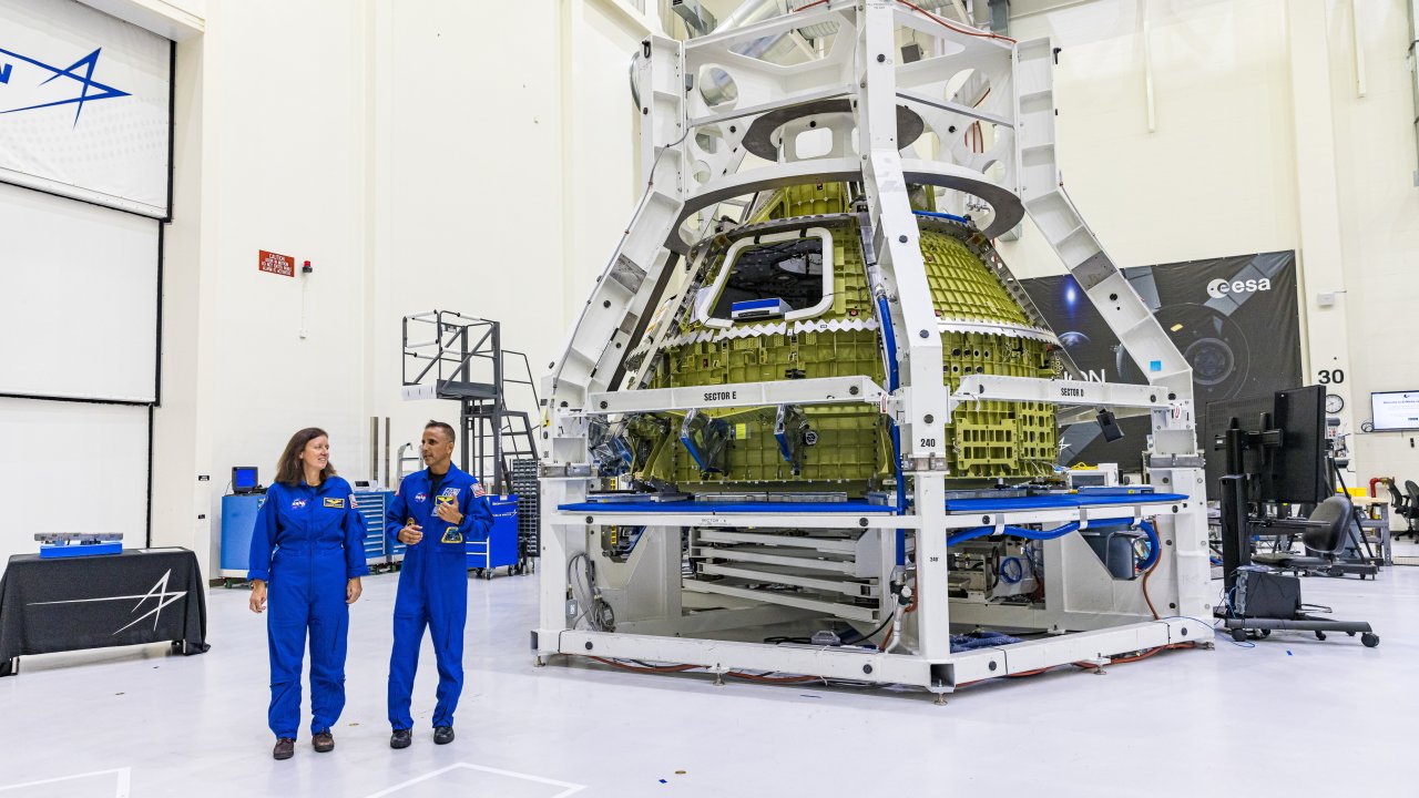 Почему НАСА тратит 100 миллиардов долларов на возвращение на Луну?