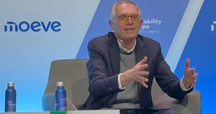 Экс-глава Stellantis указал на ошибки автомобильной Европы