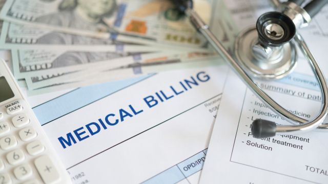 МАМС ужесточает контроль за нерегулируемыми платежами за медицинскую помощь