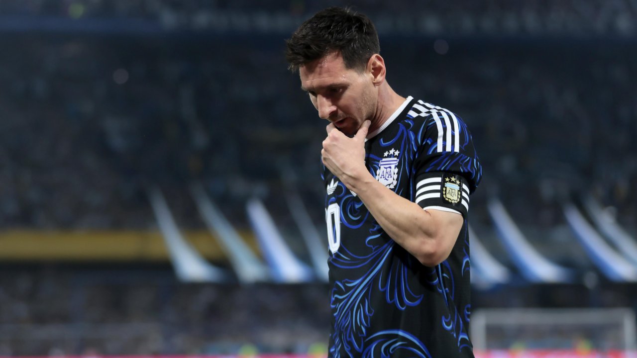 Месси был резервным игроком, асом ЦСКА в 1948 году – стартовым игроком.