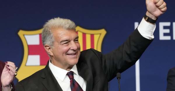 Это правда: Лапорта возвращает Месси в «Барсу»!