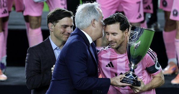 «Интер» Месси подписал миллионный контракт с бразильцами