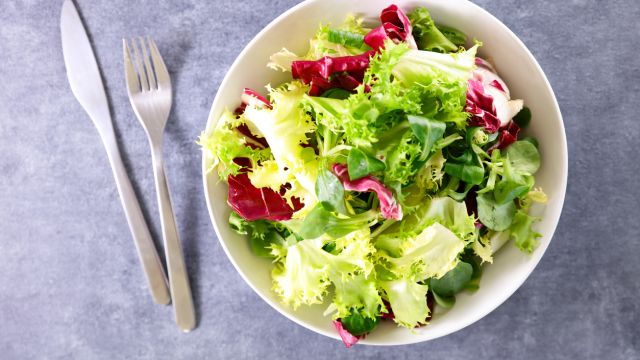 Салат-латук — отличный источник витамина А.