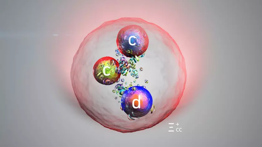 Тяжелый родственник протона: в ЦЕРНЕ открыли частицу с двойным «шармом»