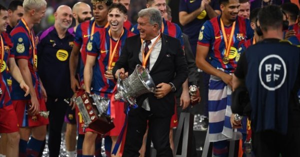 Выборы в «Барсе»: кто и что обещал? Лапорта и Фонт обвинили друг друга во лжи