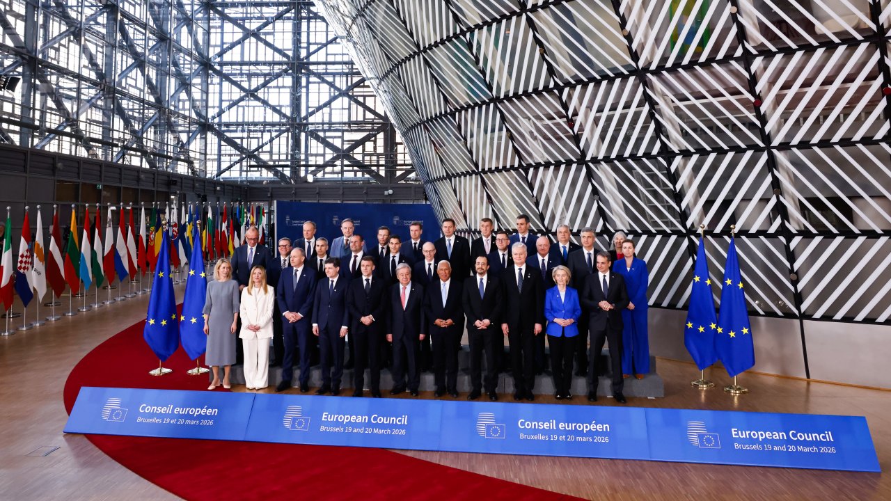 Как Европа может стабилизировать свою экономику? Мы спросили экспертов