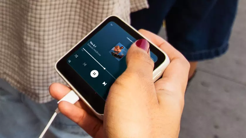 The Meadow: смартфон для уставших от смартфонов (но имеет лишние деньги)