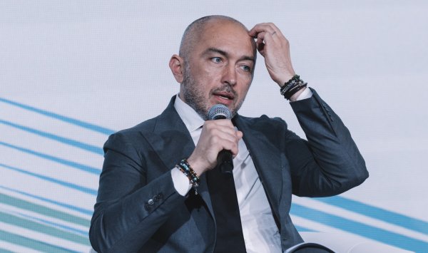 Украина предупреждает: дорогая нефть помогает военной машине России