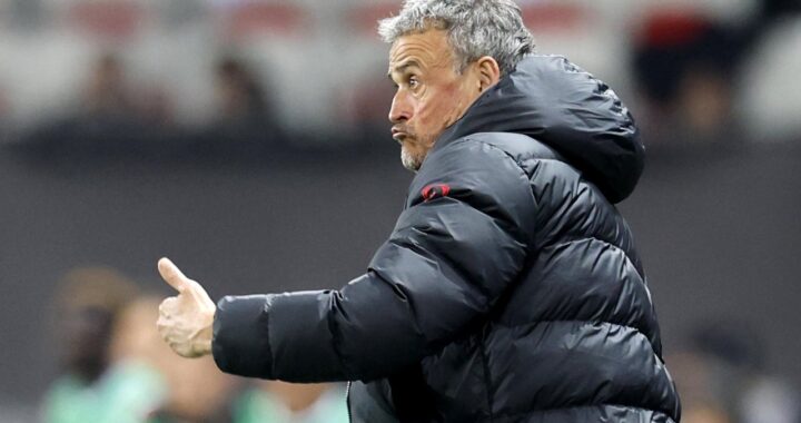 Луис Энрике перешёл из «Манчестер Юнайтед» в другую команду