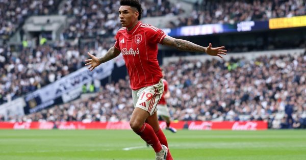 «Тоттенхэм» смотрит в бездну. «Ноттингем» обыграл «Тоттенхэм» со счетом 3–0.