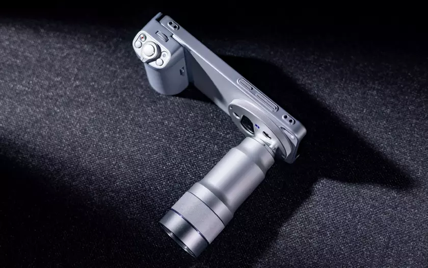 Vivo X300 Ultra: Смартфон, пытающийся стать телескопом