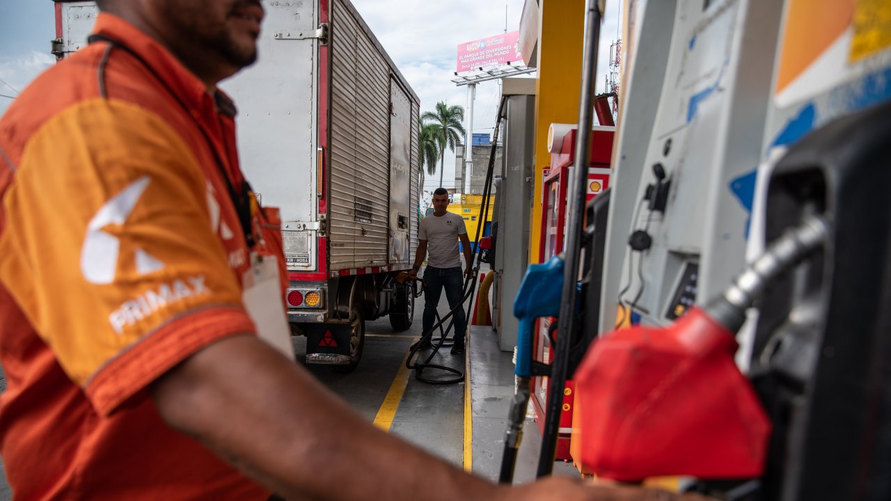 Латинская Америка поддержала Трампа. Взамен он получает дорогое топливо.