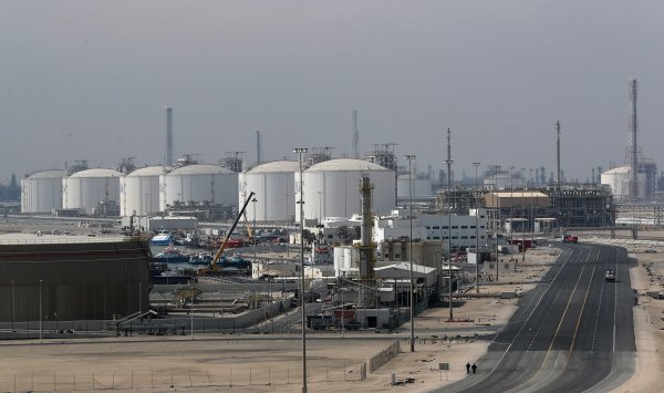 Цены на газ в Европе выросли до трехлетнего максимума после остановок в Катаре