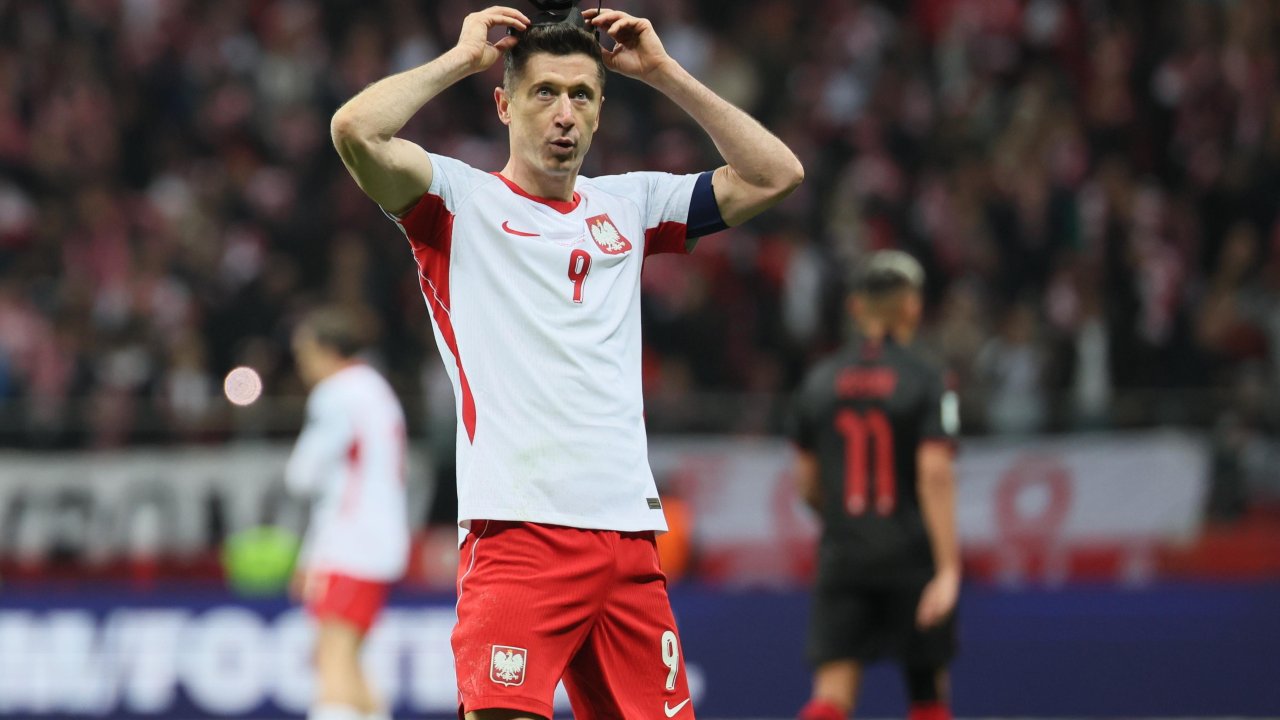 «Юве» в нападении на Роберта Левандовски