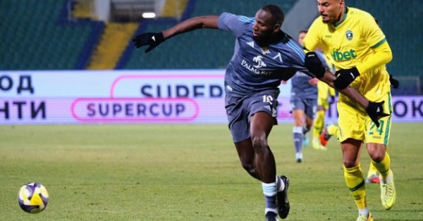 Наско Сираков не шутит: Левски отказался от 1,5 млн евро за Сангаре