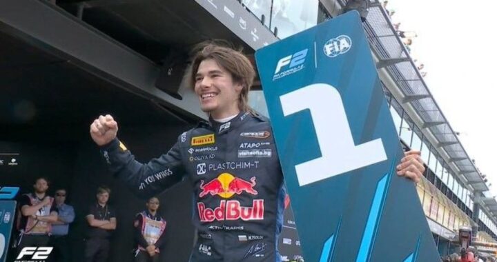 Феноменальный Никола Цолов одержал свою первую победу в Формуле 2