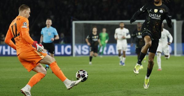 Главный тренер «Челси» призвал поддержать вратаря