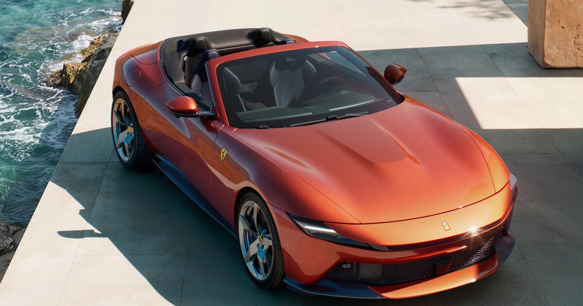 Самый дешевый Ferrari остался без крыши