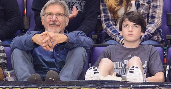 Sweet Family Tale — Познакомьтесь с единственным сыном Харрисона Форда и Калисты Флокхарт.