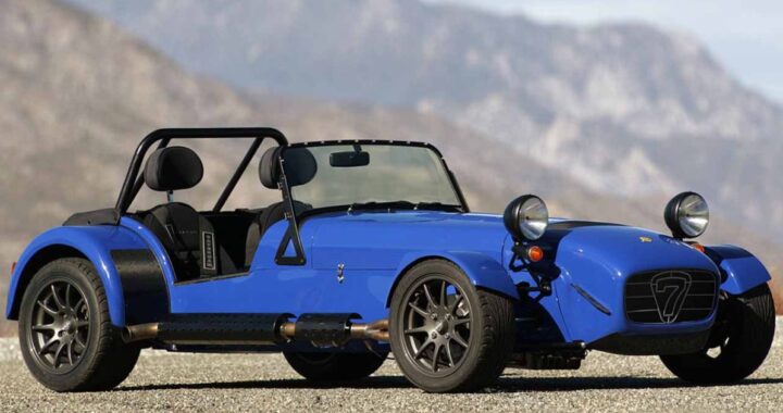 5 автомобилей с мотоциклетным двигателем