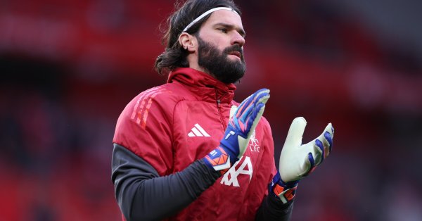 Ливерпульское крючком! Алиссон выбыл из Галатасарая