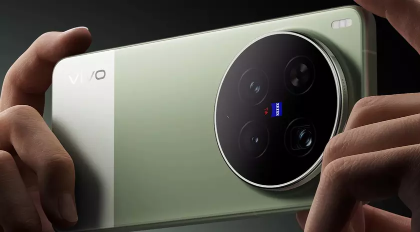 Новый король фотофлагманов: представлен Vivo X300 Ultra – первый смартфон с двумя 200 Мп сенсорами и впечатляющим набором аксессуаров.