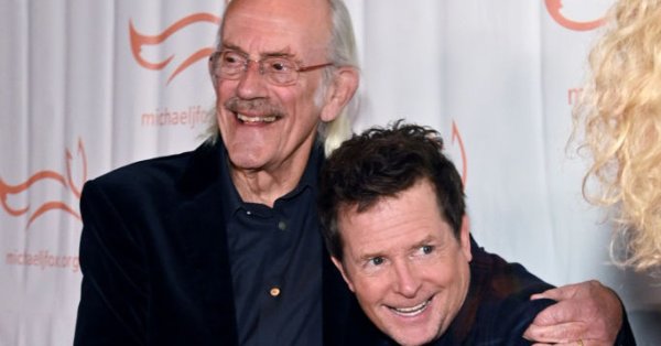 Потрясающий! Майкл Джей Фокс и Кристофер Ллойд воссоединились