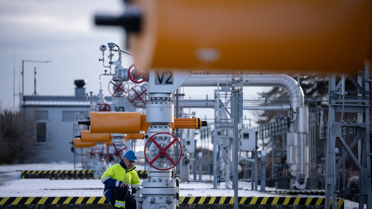 Газовая дилемма Европы обостряется, поскольку она решает, когда заполнить хранилища