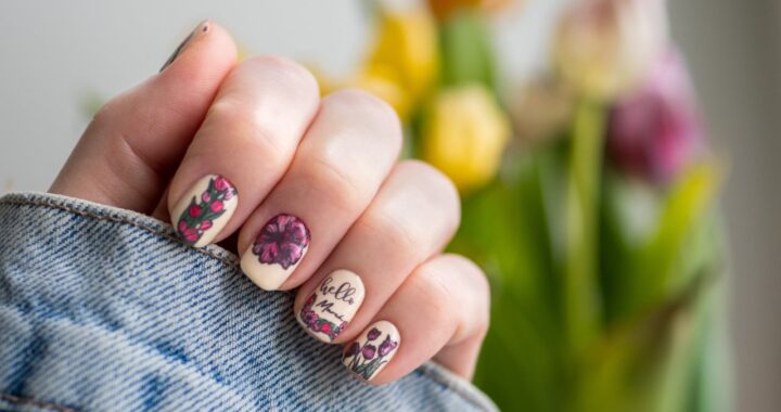 Самые солнечные цвета маникюра для встречи теплой погоды
