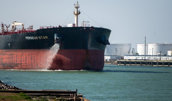 Ормузский пролив — скрытый риск для экономики ИИ