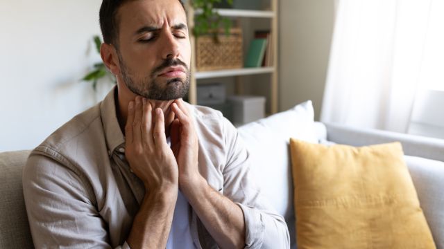 Нарушения голоса: Чтобы голос нас не выдавал