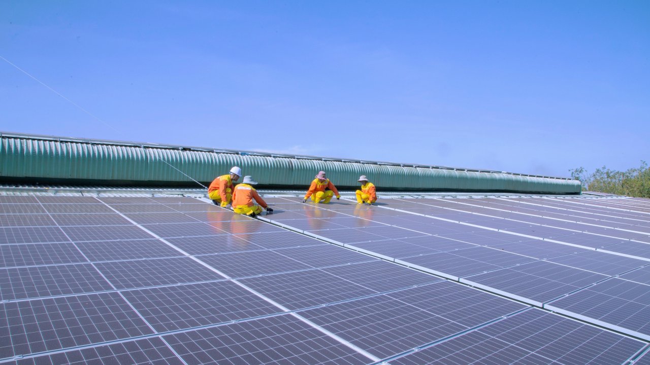 Техническое обслуживание и управление обеспечивают рентабельность солнечных установок.