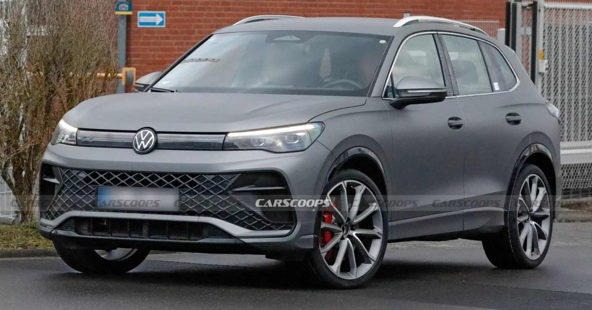 Европейский VW Tiguan R поймали без камуфляжа